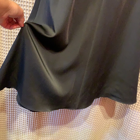 ⚜️🎉💗HP💝💫 long Black formal w/Rhinestone embellishments - Picture 5 of 7